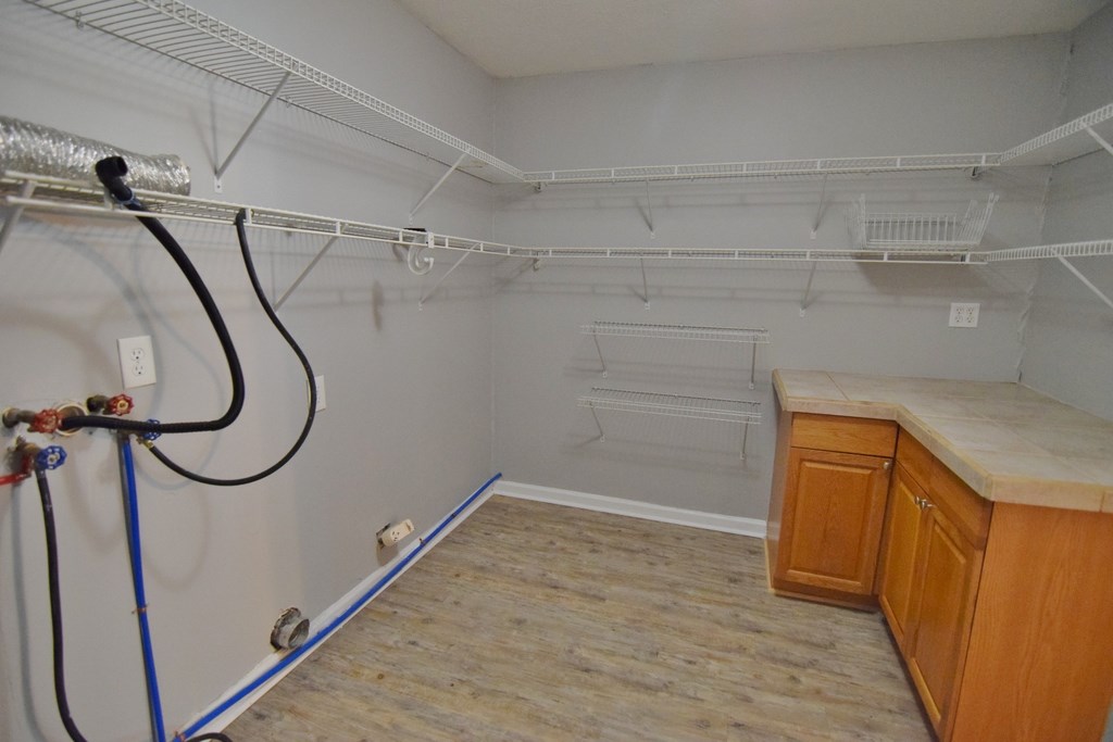 1831 Mayfair Road Tallahassee, FL 32303 - Photo 9 of 36 Gallery Image 9