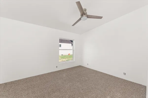 $224,900 | 255 Southeast Railroad Street, Creston, WA 99117