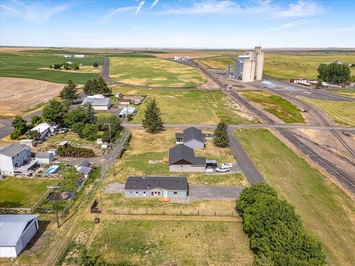 255 Southeast Railroad Street Creston, WA 99117 - Photo 39 of 48