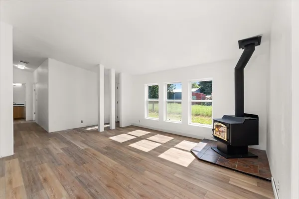 $224,900 | 255 Southeast Railroad Street, Creston, WA 99117