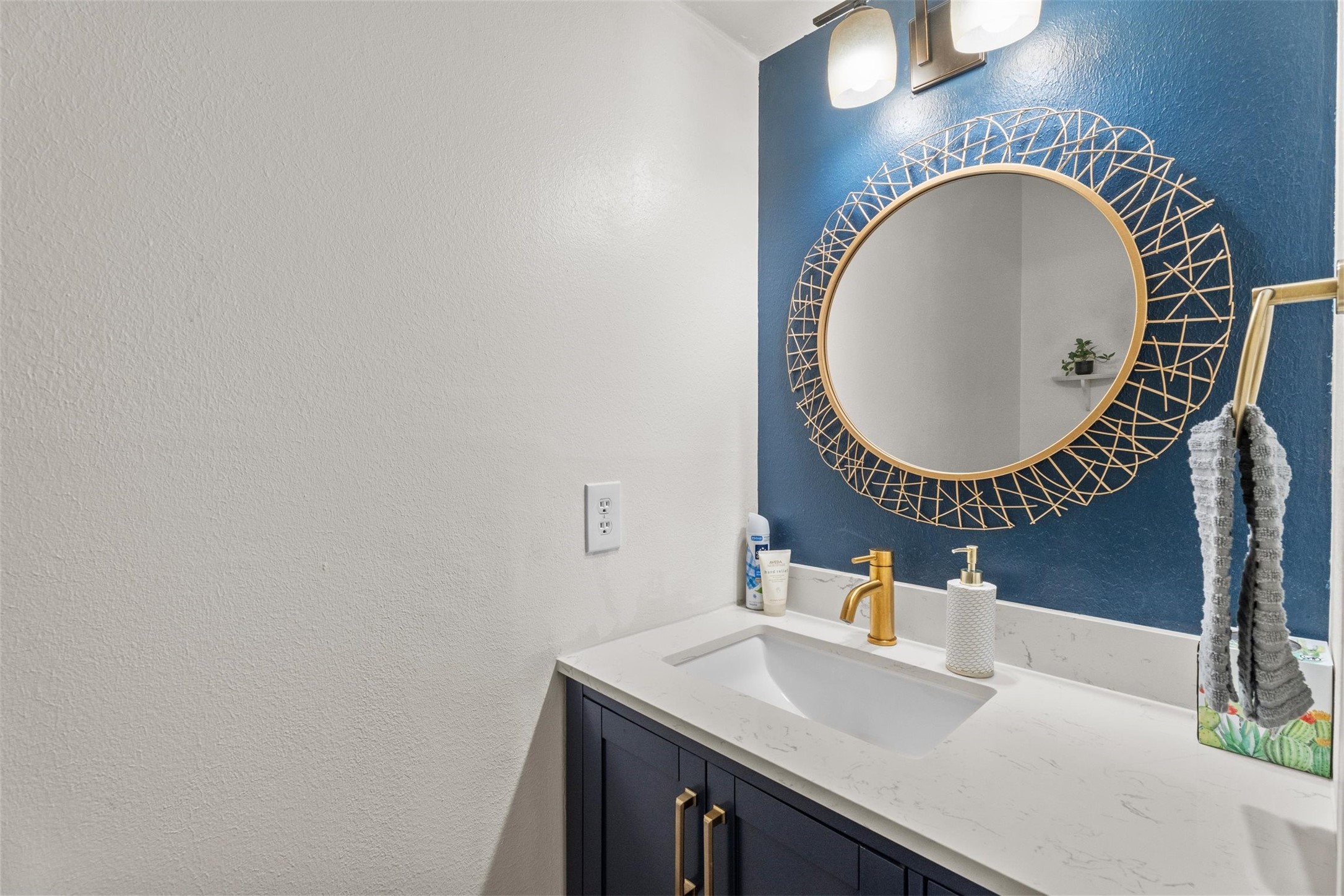 3826 Shipman Lane Spring, TX 77388 - Photo 5 of 43 Remodeled half bath