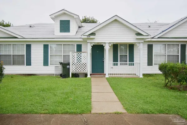 $1,295 | 309 Loveland Circle, Pensacola, FL 32526