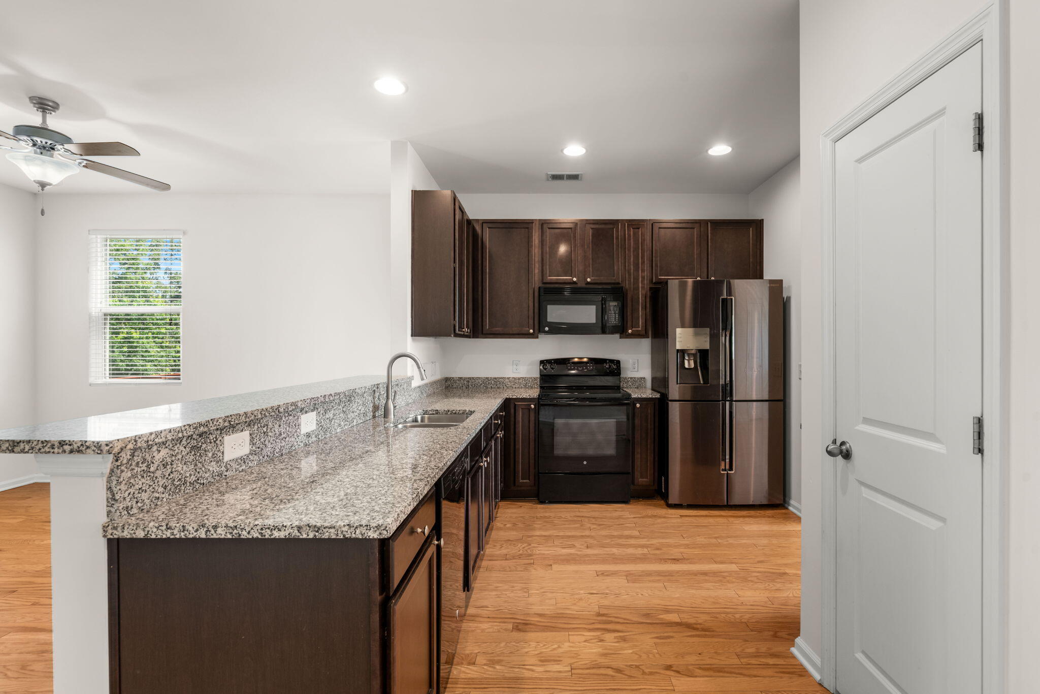 9079 Parlor Drive Ladson, SC 29456 - Photo 8 of 28 10