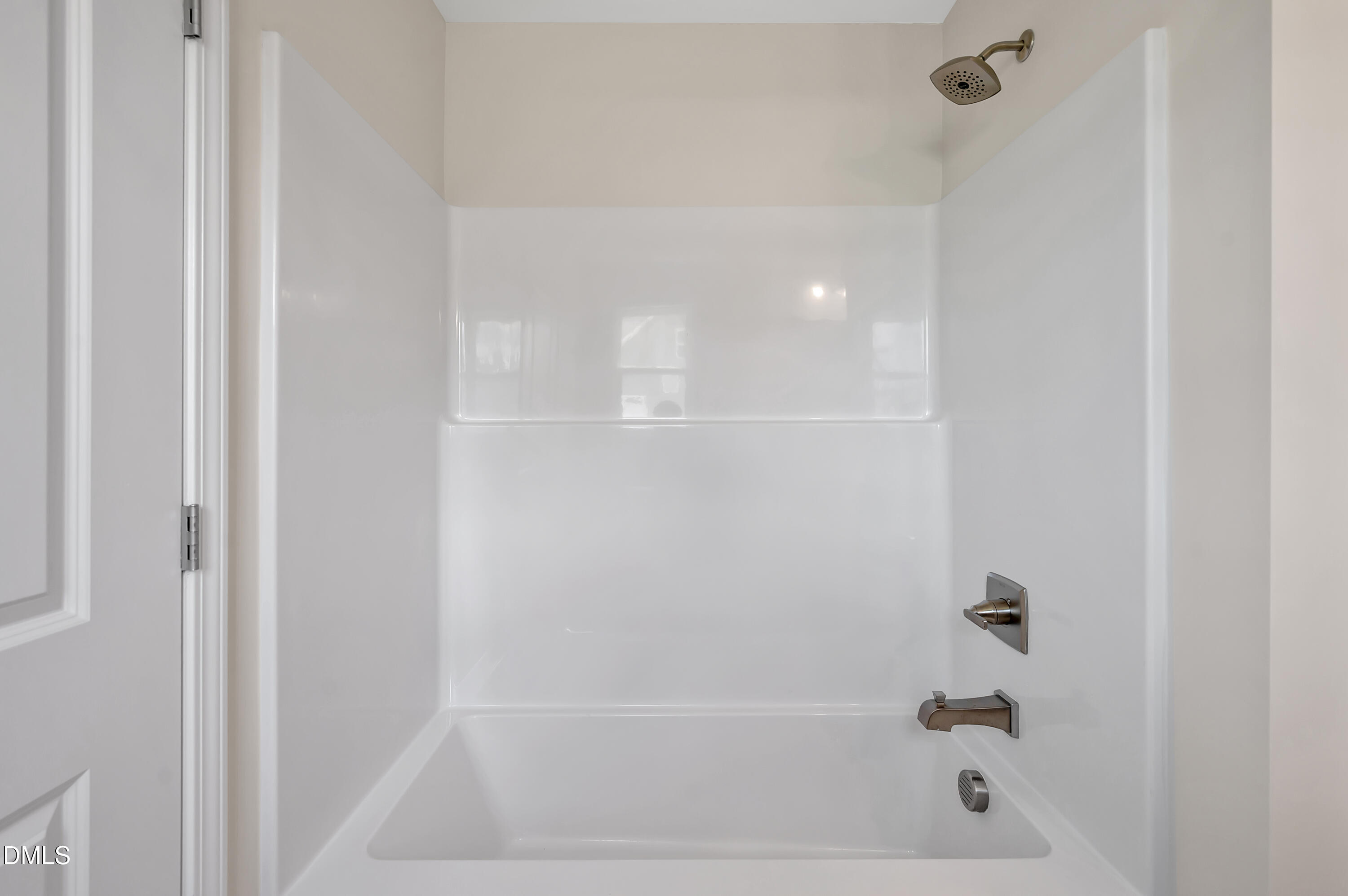 1108 Prominence Drive Durham, NC 27712 - Photo 23 of 32 Hall bath