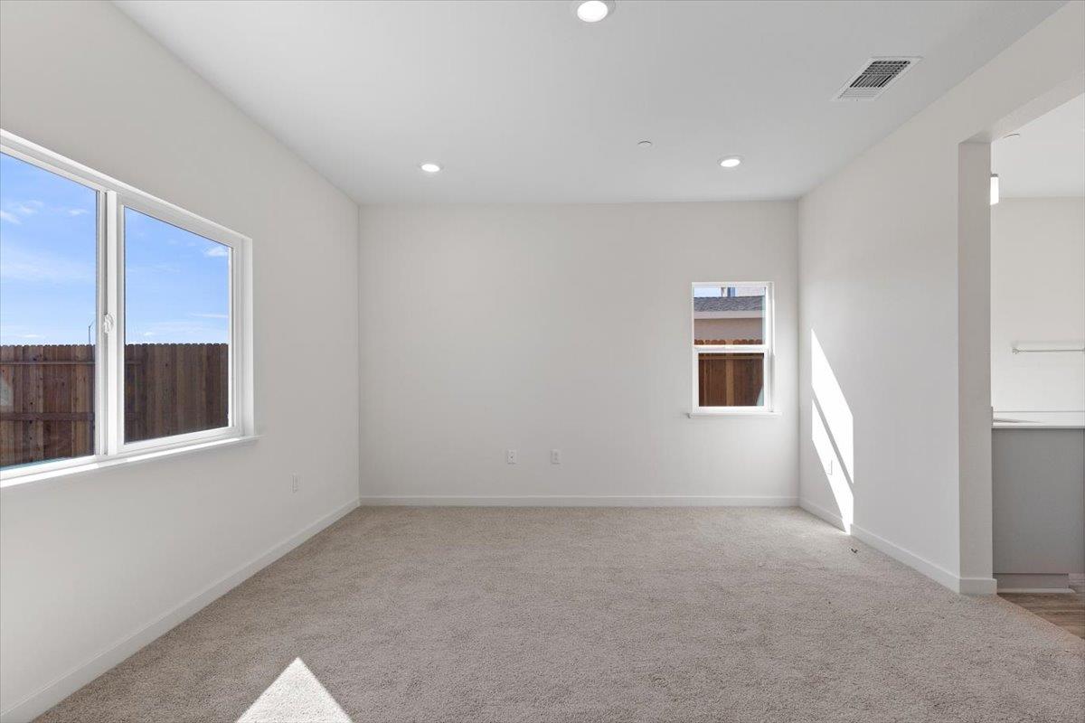 271 Piper Lane Colusa, CA 95932 - Photo 20 of 24 a view of room and window