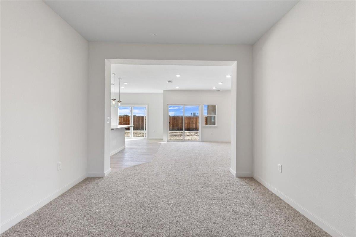 271 Piper Lane Colusa, CA 95932 - Photo 9 of 24 a view of a livingroom and dining room
