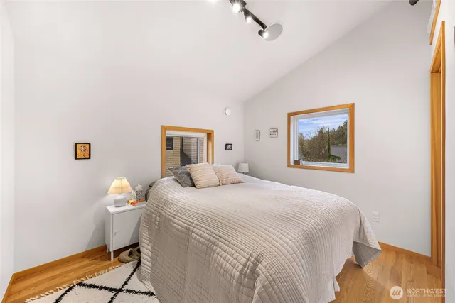 $1,100,000 | 1095 Essex Street, Unit A1&2, Camano Island, WA 98282