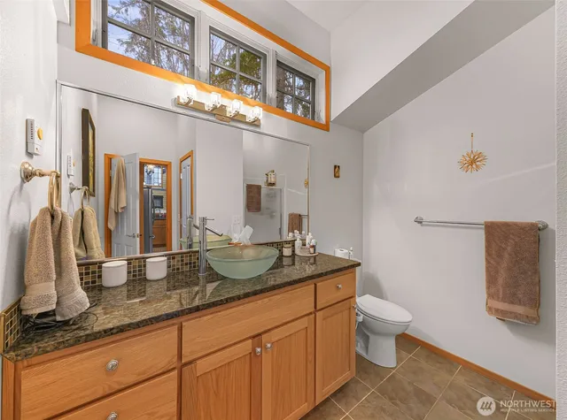 $1,100,000 | 1095 Essex Street, Unit A1&2, Camano Island, WA 98282