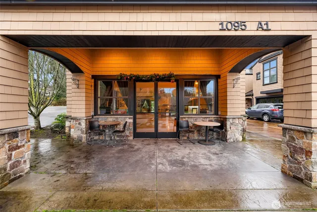 $1,100,000 | 1095 Essex Street, Unit A1&2, Camano Island, WA 98282