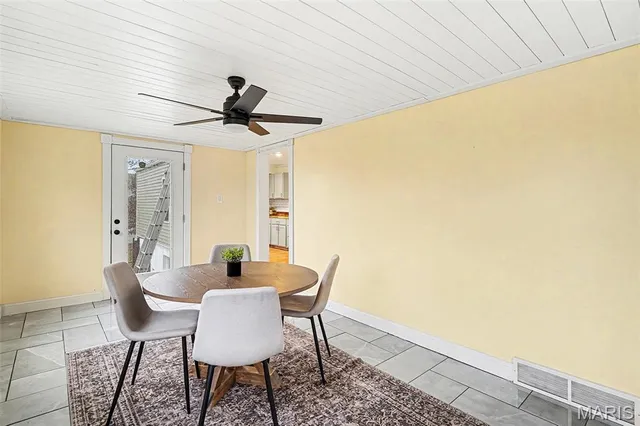 $350,000 | 49 Fernridge Ave Valley Park, Valley Park, MO 63088