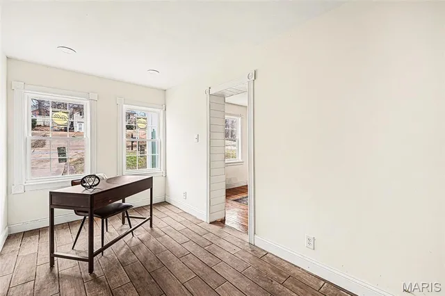 $350,000 | 49 Fernridge Ave Valley Park, Valley Park, MO 63088