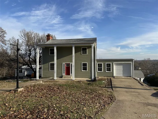 $350,000 | 49 Fernridge Ave Valley Park, Valley Park, MO 63088