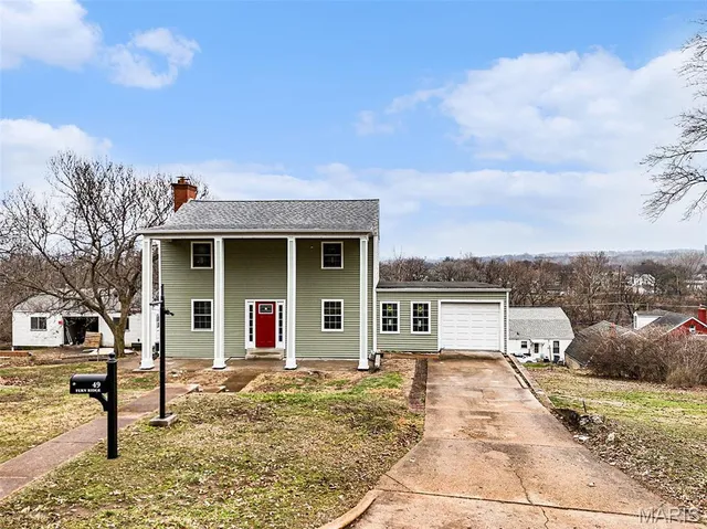 $350,000 | 49 Fernridge Ave Valley Park, Valley Park, MO 63088