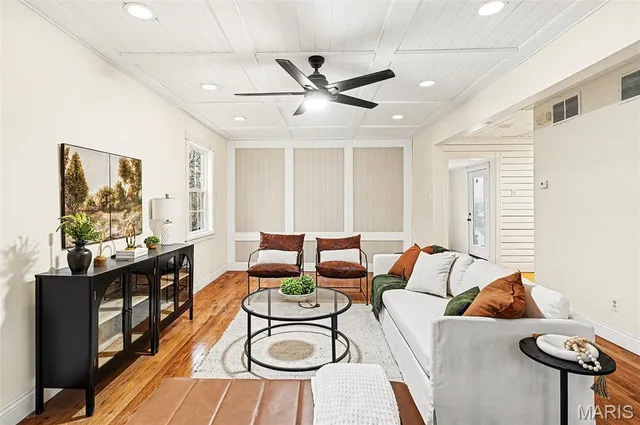 $350,000 | 49 Fernridge Ave Valley Park, Valley Park, MO 63088