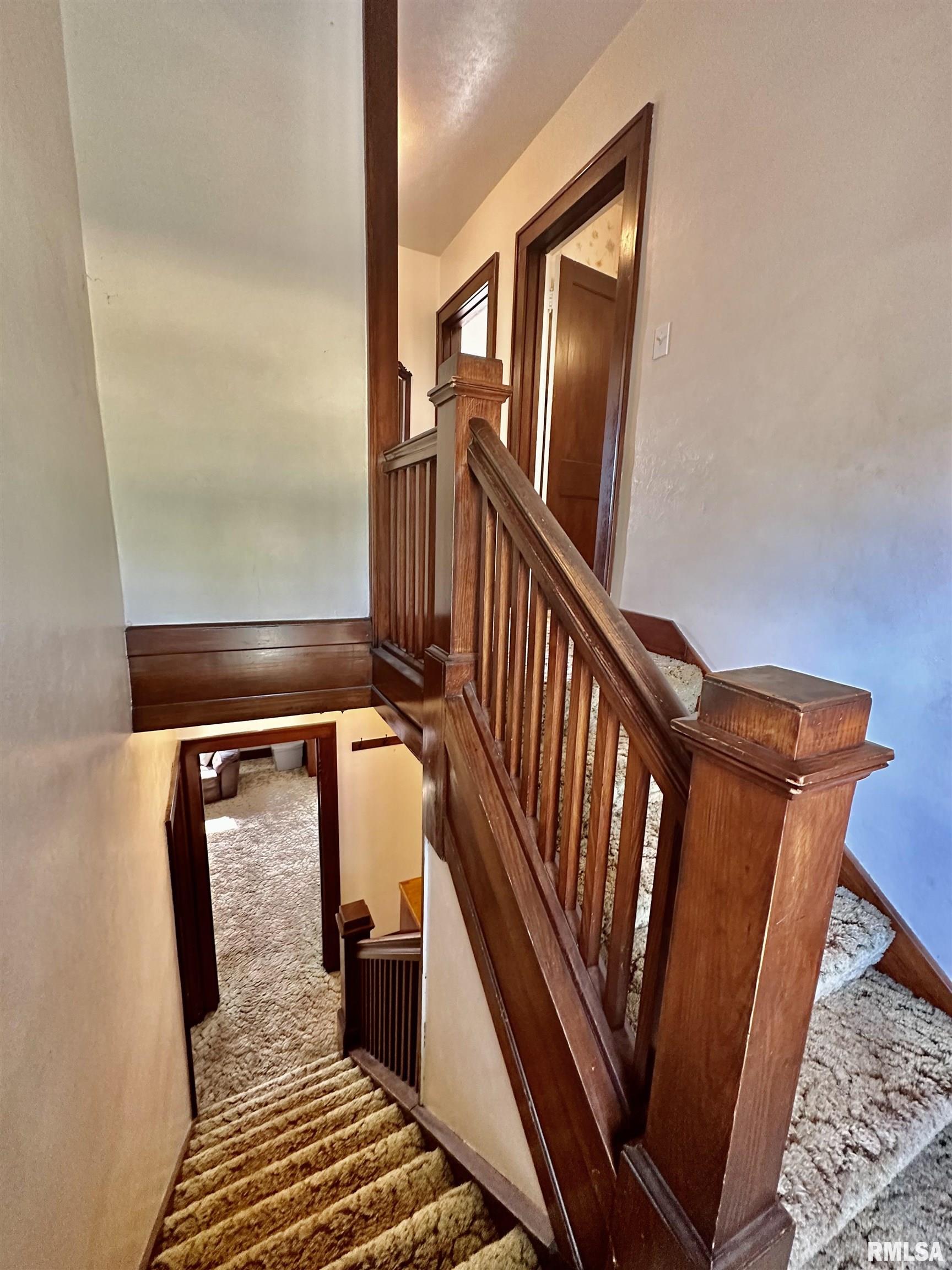 201 East Alder Road Canton, IL 61520 - Photo 29 of 75