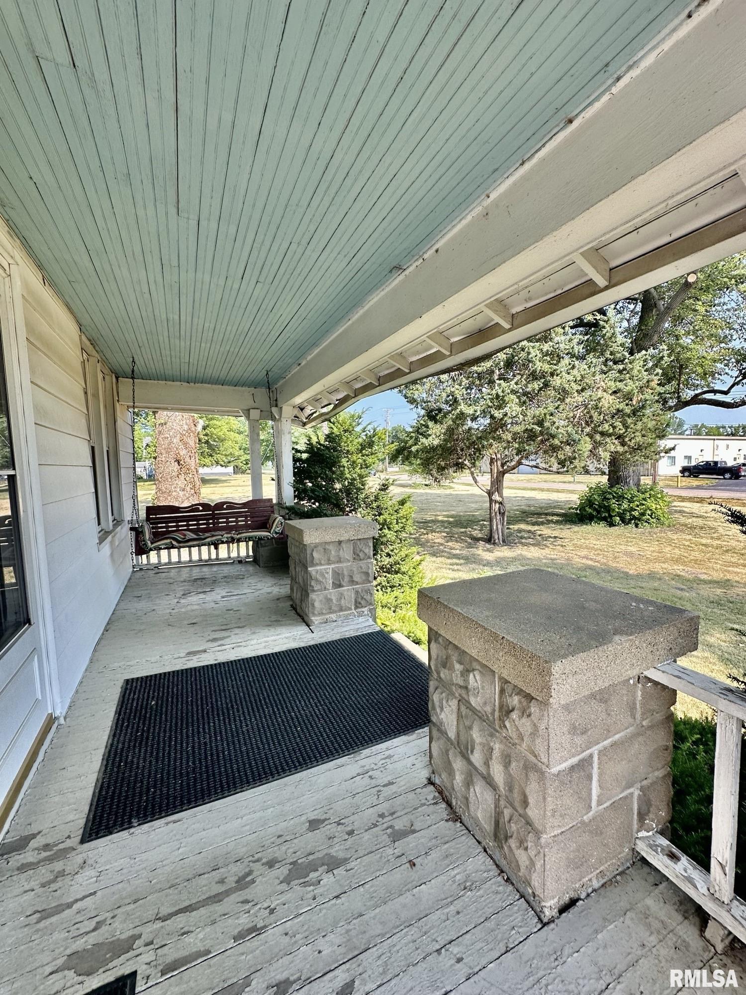 201 East Alder Road Canton, IL 61520 - Photo 57 of 75