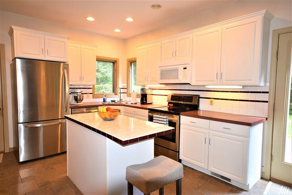 32 Shirley Road Raynham, MA 02767 - Photo 19 of 32