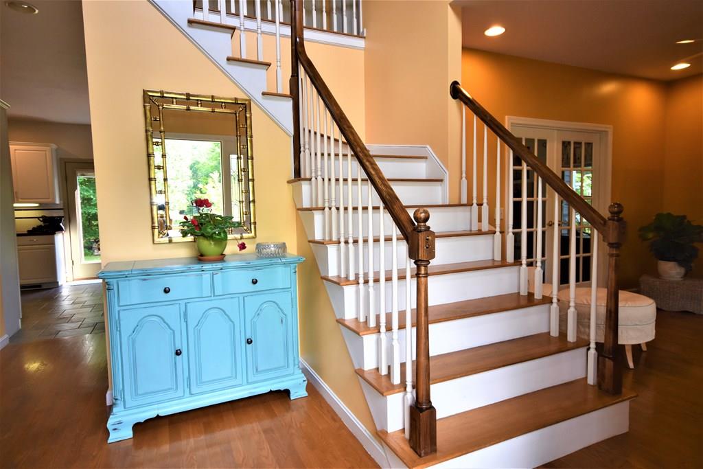 32 Shirley Road Raynham, MA 02767 - Photo 8 of 32