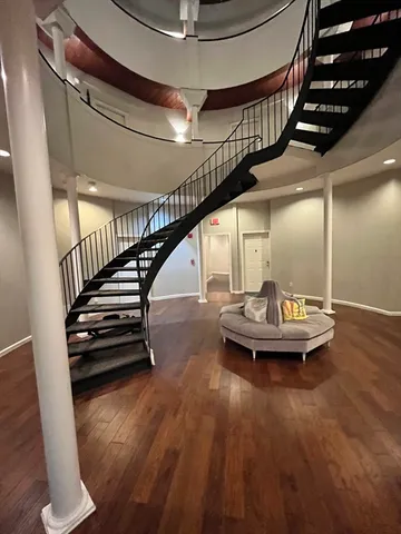 $3,950 | 17 Bow Street, Unit 22, Somerville, MA 02143