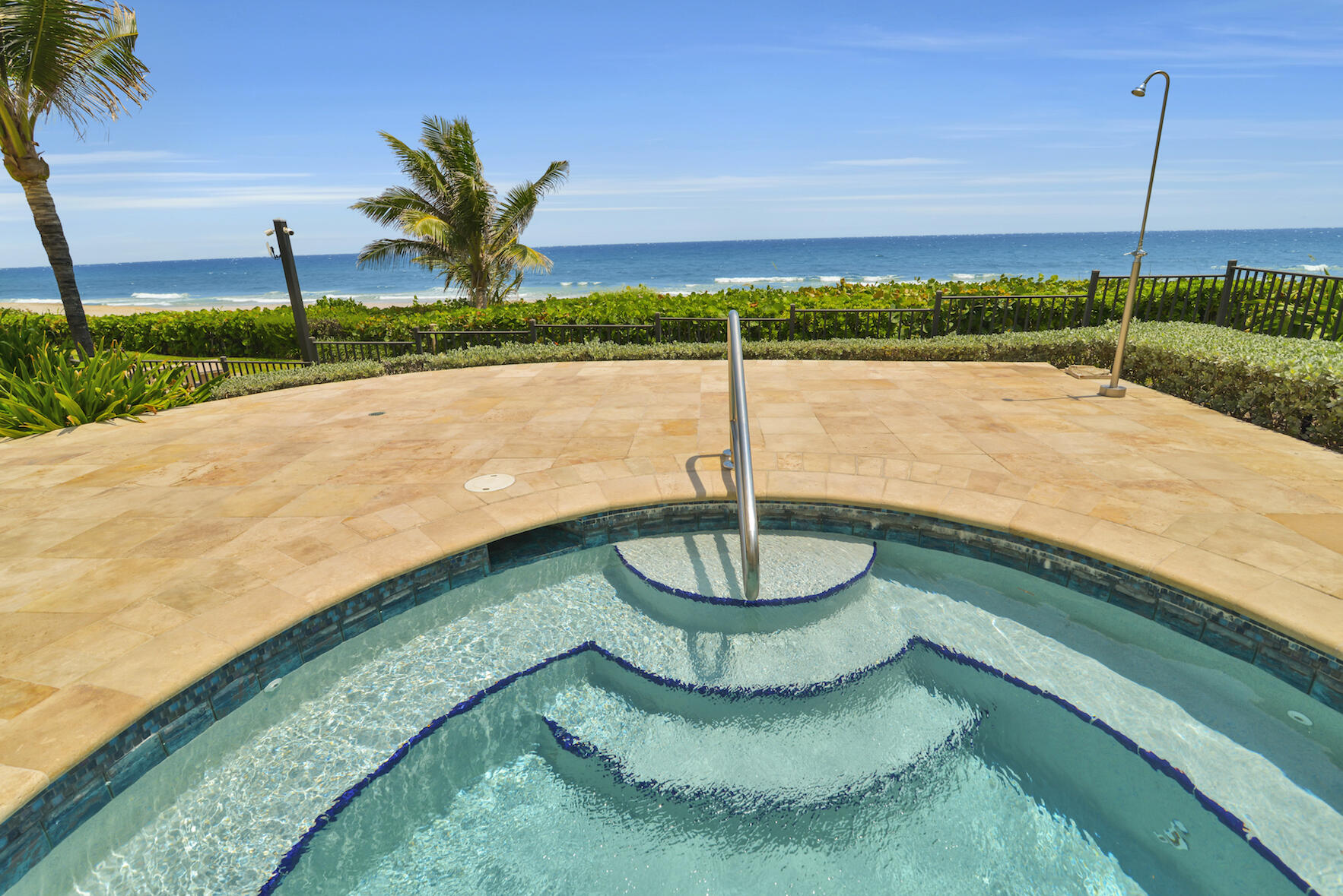 550 South Ocean Boulevard, Unit 509 Boca Raton, FL 33432 - Photo 25 of 29 Hottub