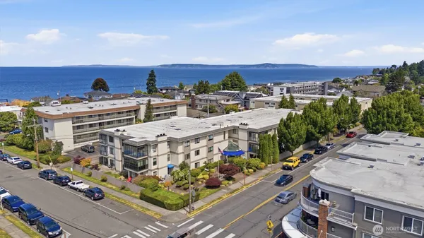 $825,000 | 201 3rd Avenue North, Unit 317, Edmonds, WA 98020
