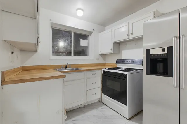 $159,000 | 6144 North Damen Avenue, Unit GG, Chicago, IL 60659