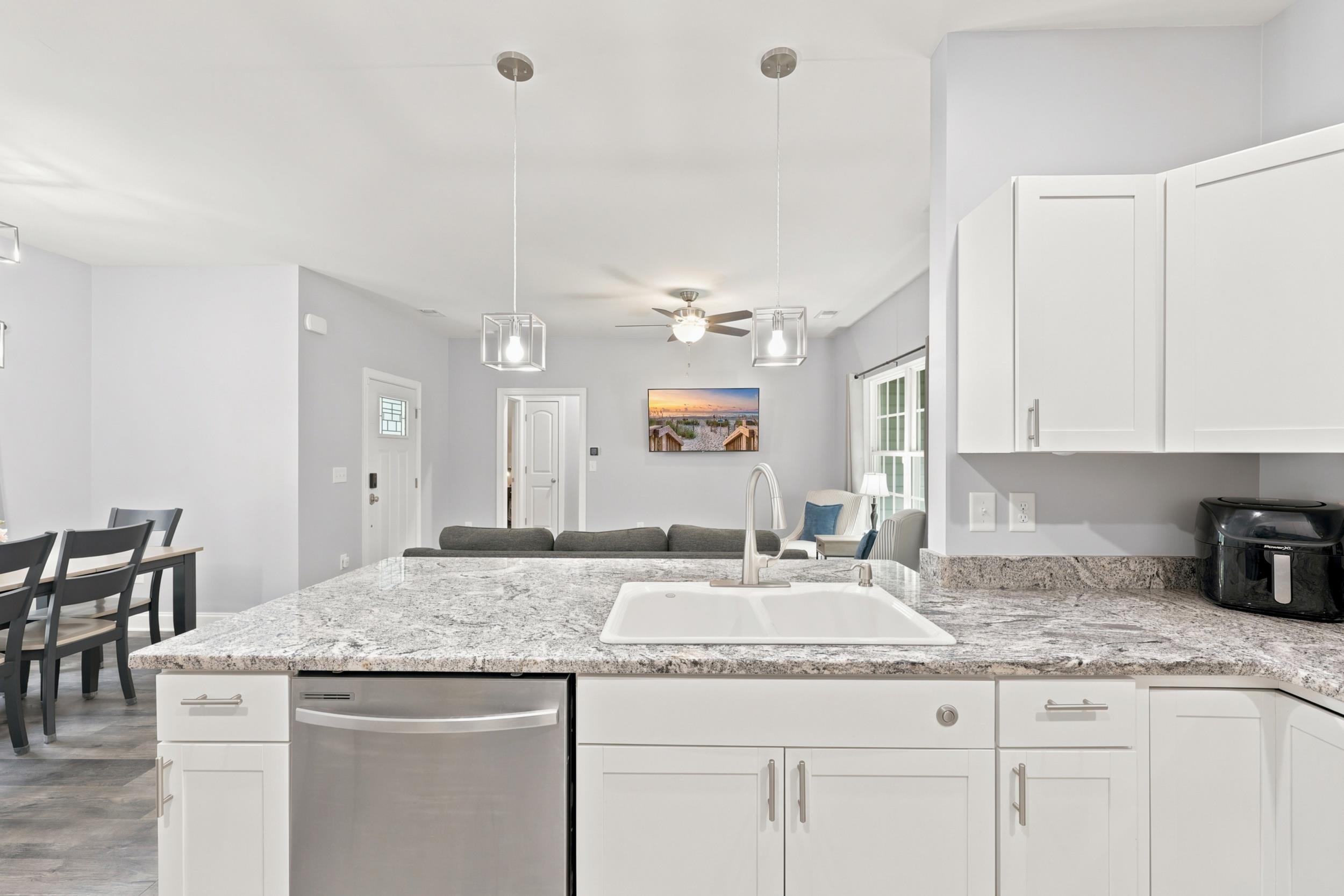 2994 Manning Street Loris, SC 29569 - Photo 12 of 37