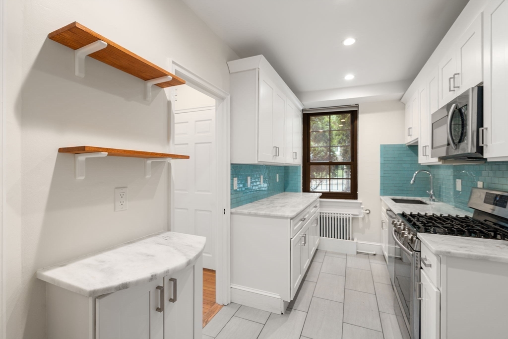 56 Garrison Road, Unit 56 Brookline, MA 02445 - Photo 5 of 19