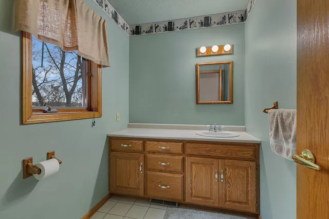 $520,000 | 22225 Big Lake Court, Richmond, MN 56368