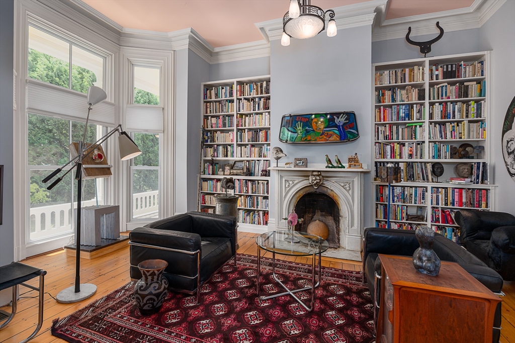 38 Gray Street Amherst, MA 01002 - Photo 7 of 42