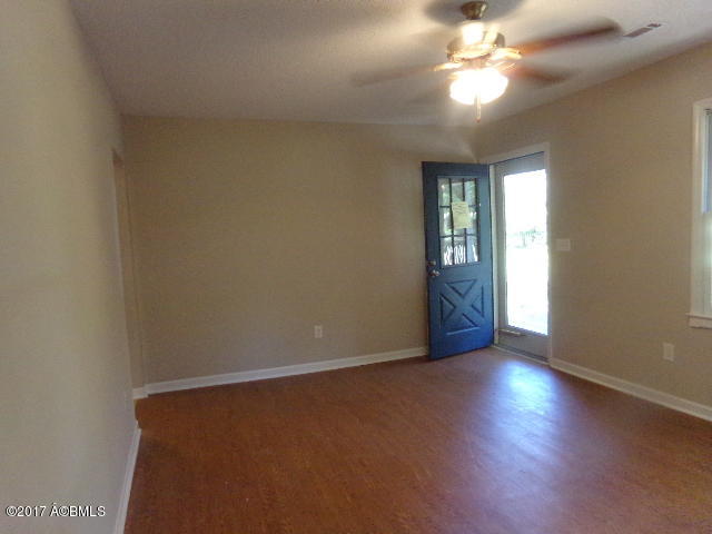 114 Langfordville Road Ridgeland, SC 29936 - Photo 13 of 49 102_0893