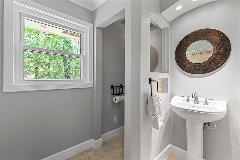 1619 Moncrief Circle Decatur, GA 30033 - Photo 16 of 42