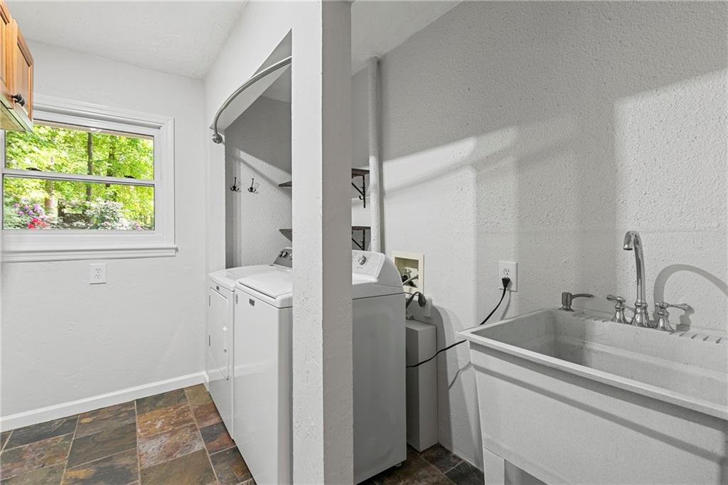 1619 Moncrief Circle Decatur, GA 30033 - Photo 28 of 42