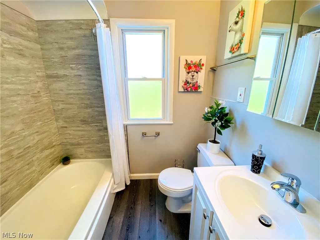 4958 Osborn Road Cleveland, OH 44125 - Photo 5 of 12 Gallery Image 5
