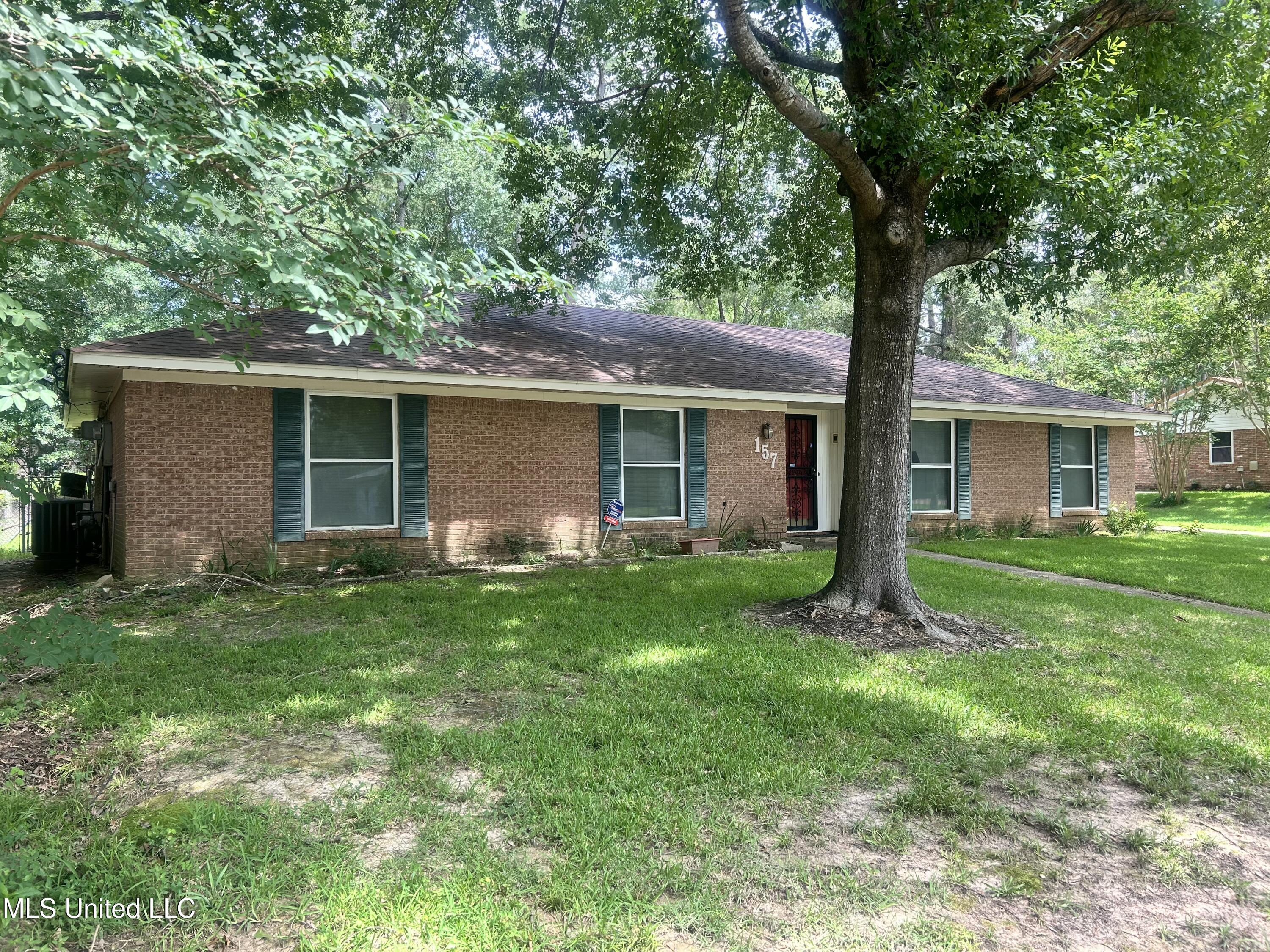 157 Fern Valley Road Brandon, MS 39042 - Photo 2 of 4 6BDAA222-CDCD-4FE3-930A-0877DFC55F48