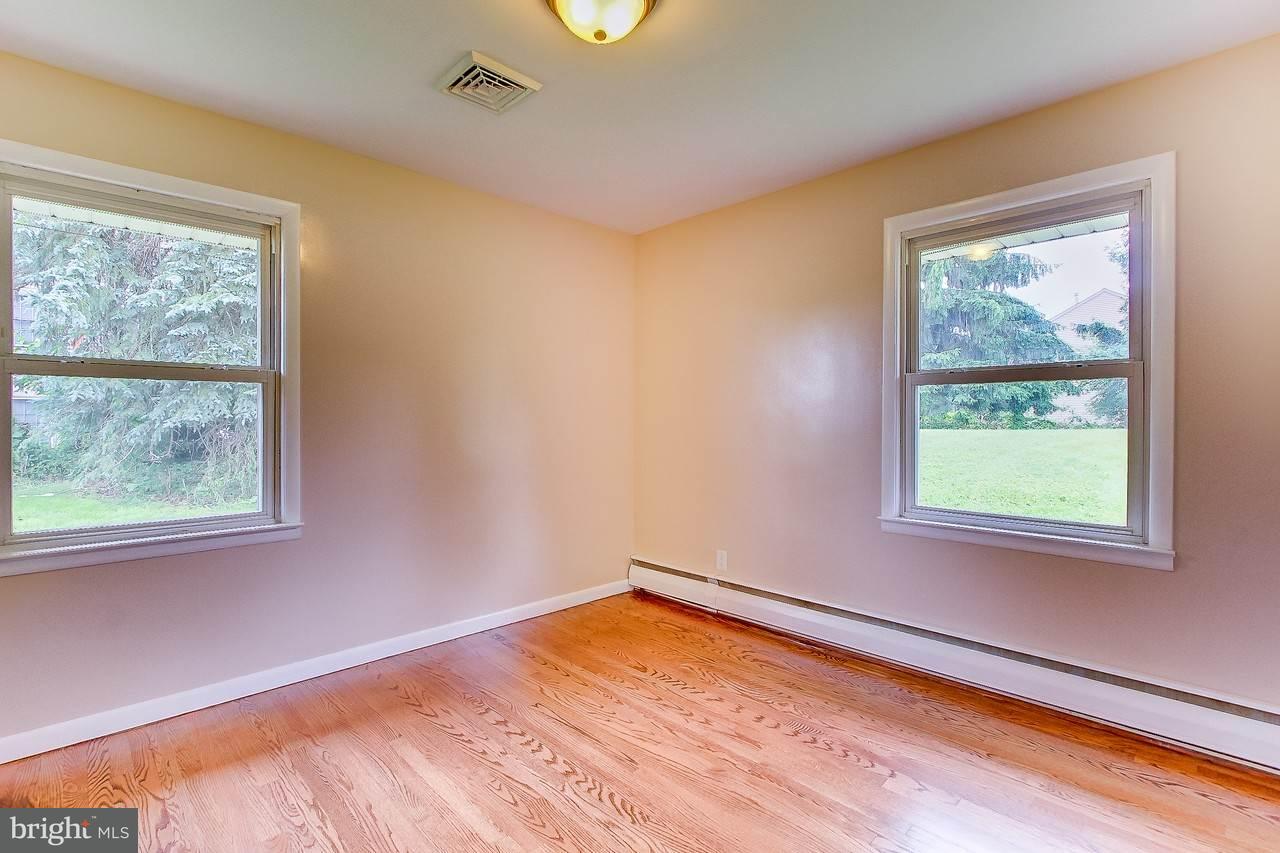 170 Oak Road Dallastown, PA 17313 - Photo 13 of 25 Gallery Image 13