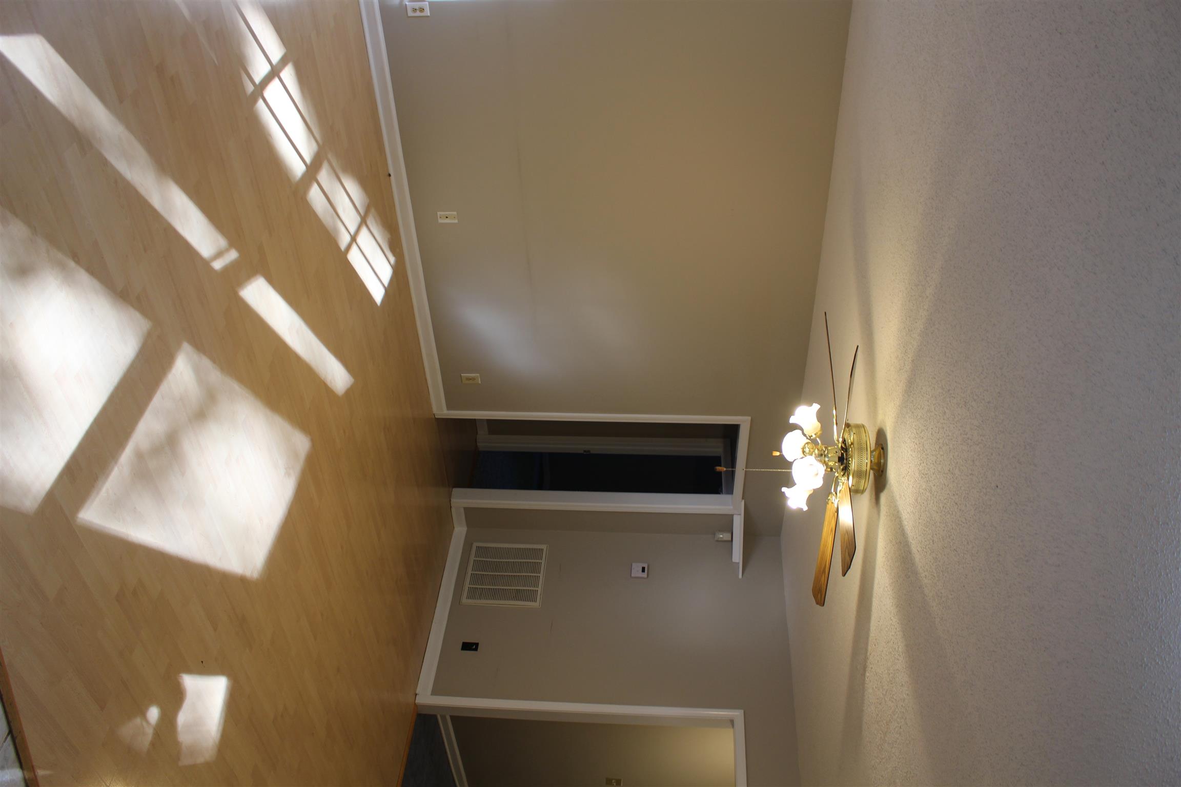1708 Setter Road Clarksville, TN 37042 - Photo 4 of 26 living room