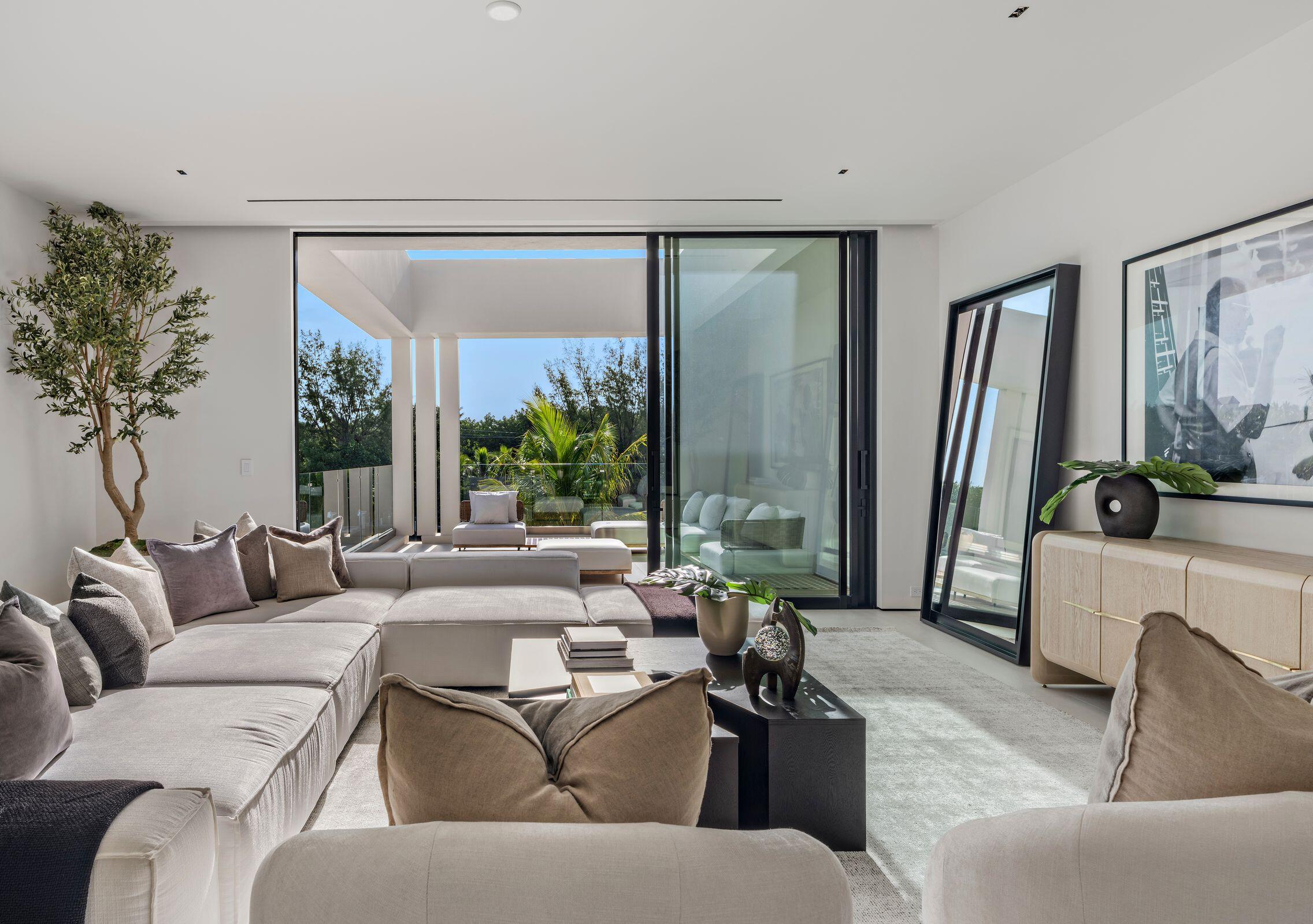 35 Spoonbill Road Manalapan, FL 33462 - Photo 14 of 27 14