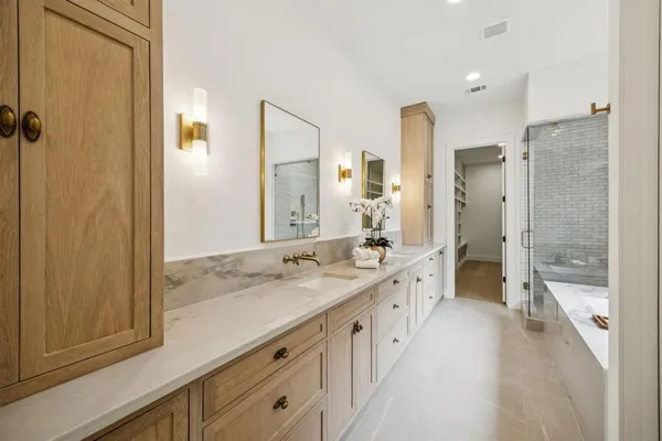 $15,000 | 6244 Richmond Avenue, Dallas, TX 75214