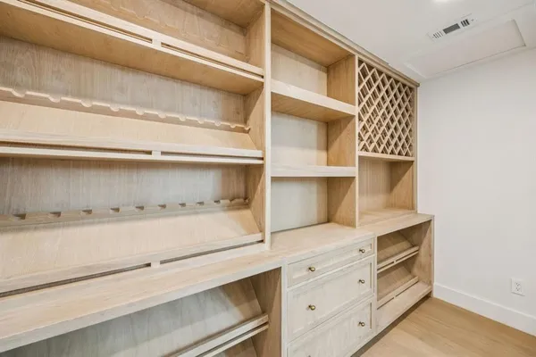 $15,000 | 6244 Richmond Avenue, Dallas, TX 75214