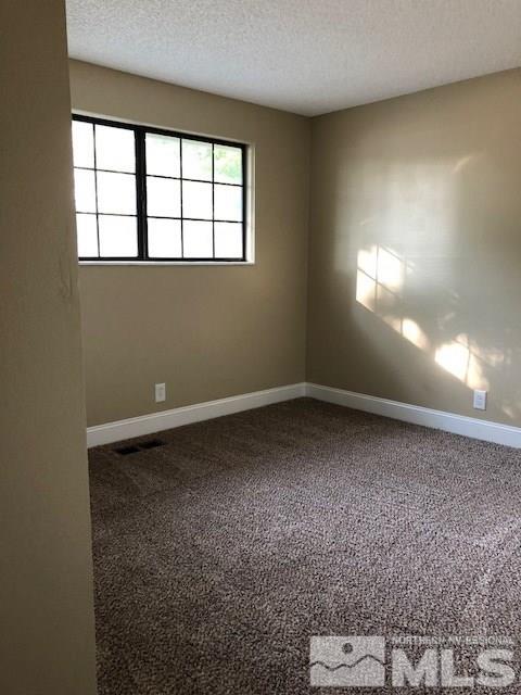 9310 Fremont Way Reno, NV 89506 - Photo 7 of 22 Photo 7