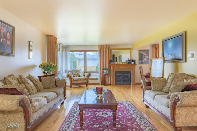 5025 Butterfield Road Hillside, IL 60162 - Photo 2 of 24