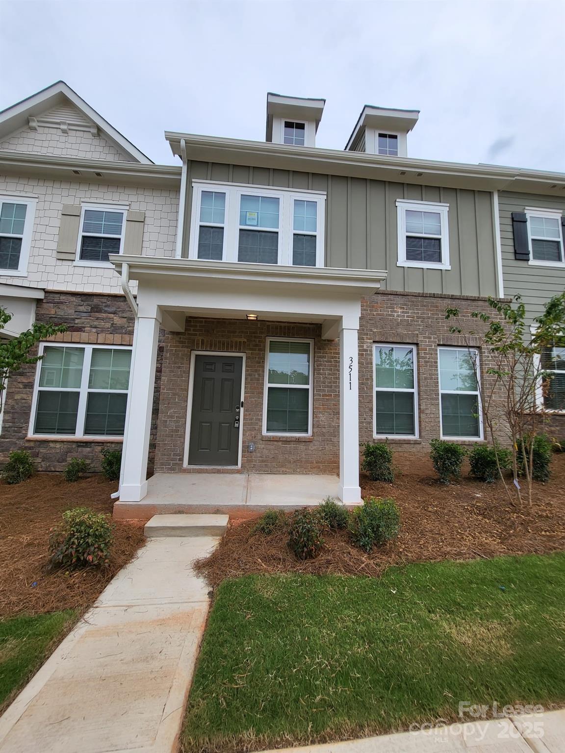 3511 Glenn Hope Way Matthews, NC 28104 - Photo 2 of 17 front view of a house with a yard