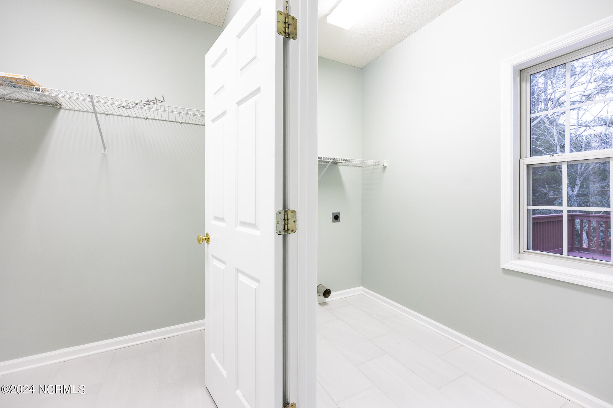 90 Sugar Pine Drive Pinehurst, NC 28374 - Photo 27 of 35 laundry