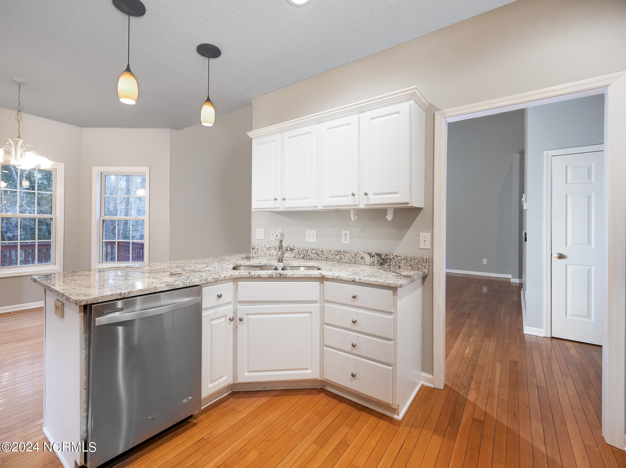 90 Sugar Pine Drive Pinehurst, NC 28374 - Photo 7 of 35 kitchen