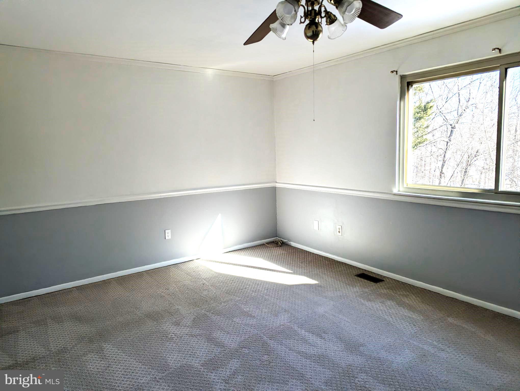 22 Bryce Court Baltimore, MD 21236 - Photo 12 of 23 Primary bedroom