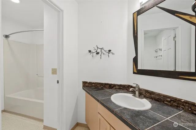 $469,000 | 711 Baker Street, Westport, WA 98595