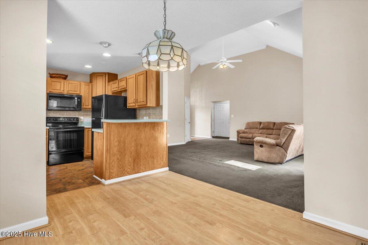 734 Sloop Pointe Lane Kure Beach, NC 28449 - Photo 10 of 54 Dining Area