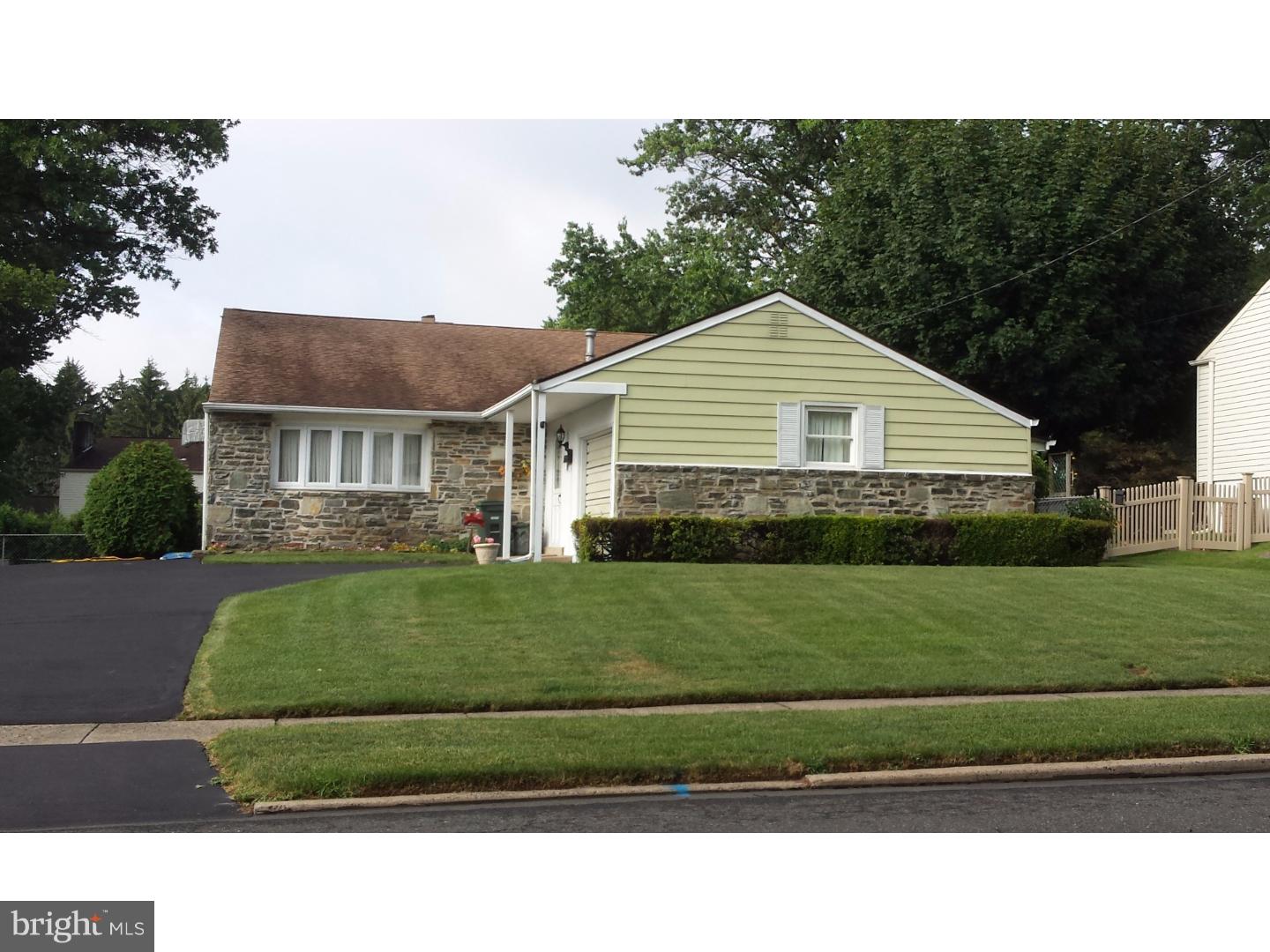 116 Hogeland Road Southampton, PA 18966 - Photo 1 of 21 Exterior Front