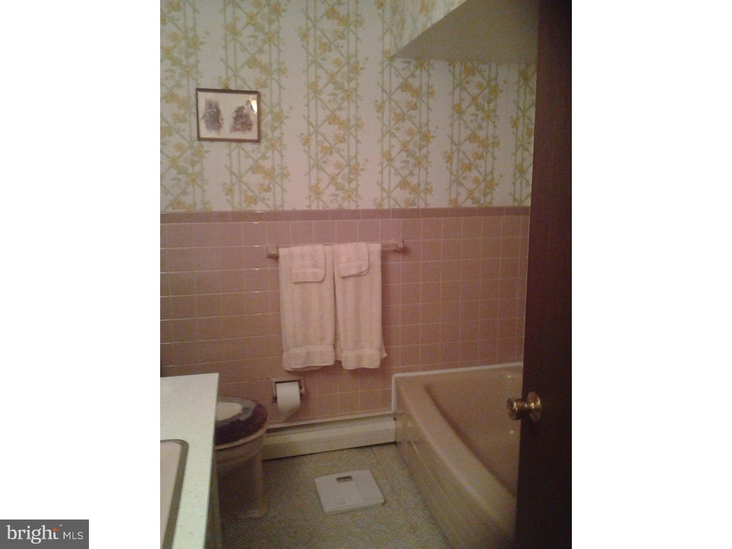 116 Hogeland Road Southampton, PA 18966 - Photo 11 of 21 Bathroom